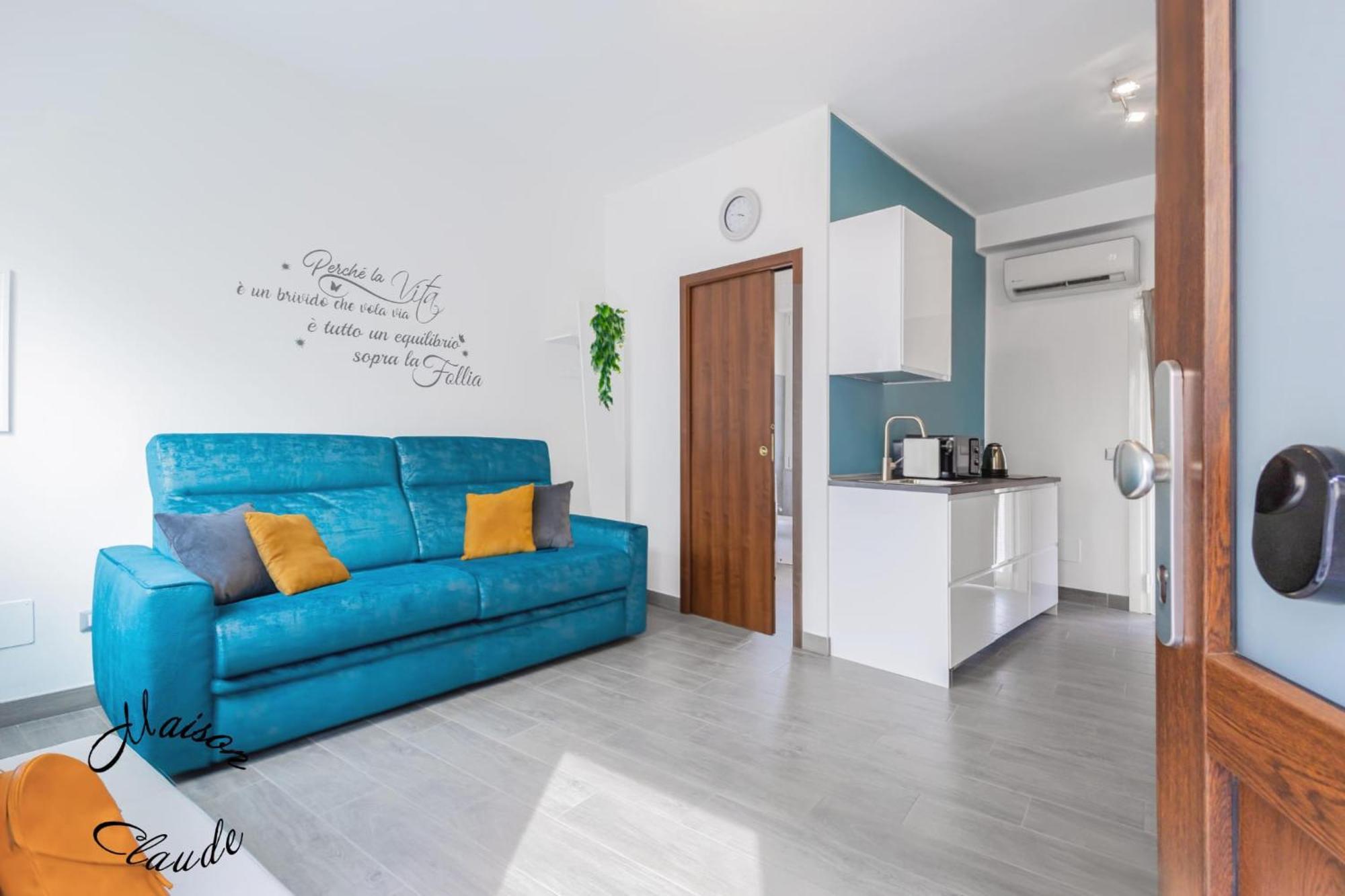 Maison Claude Vittuone Luaran gambar