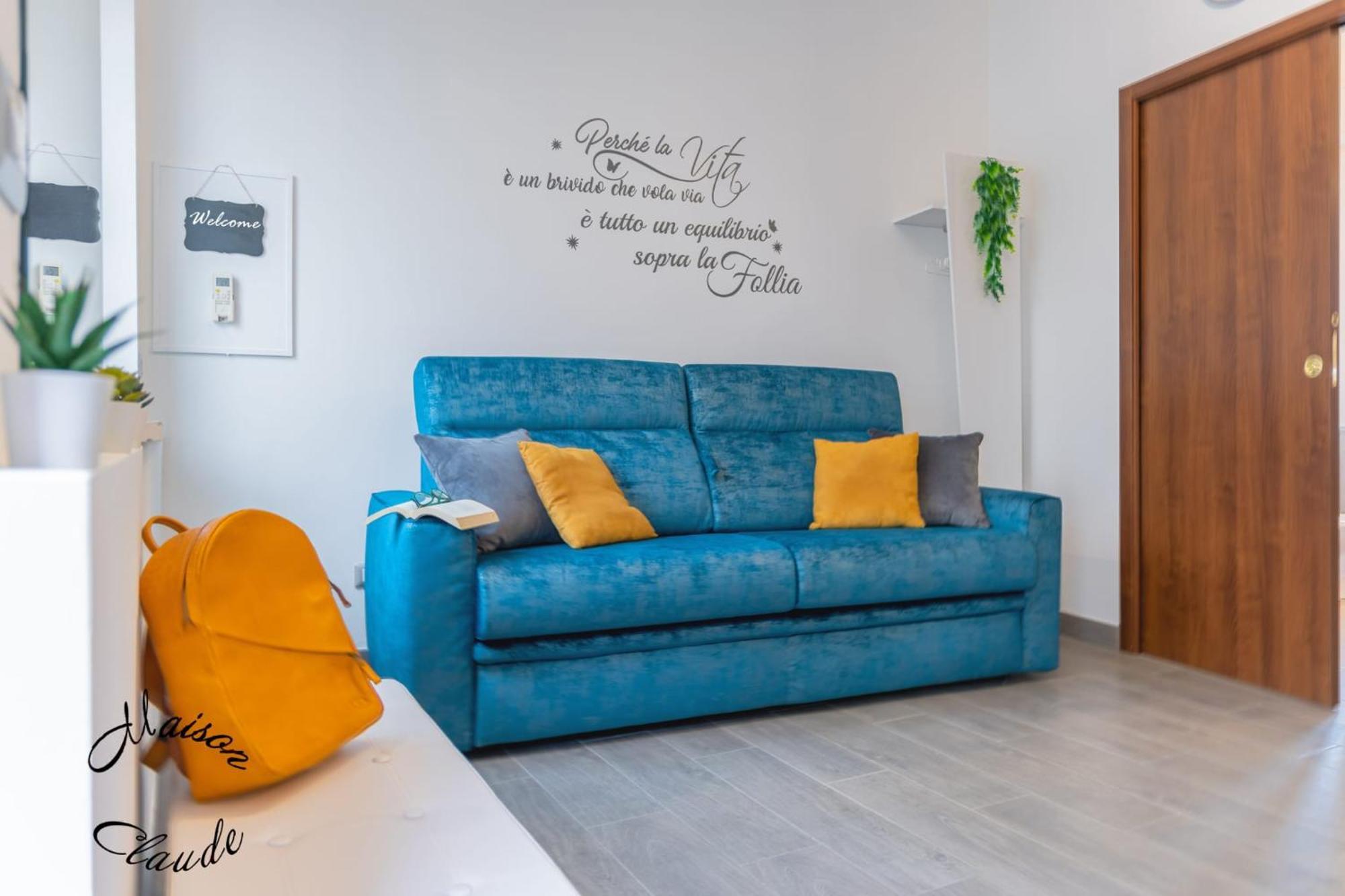 Maison Claude Vittuone Luaran gambar